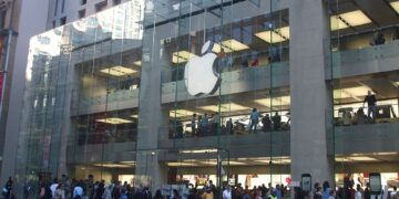 Apple Raises MacBook, iPad Prices due to AI-driven memory chip costs