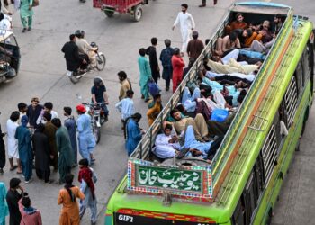 At Least 40 Killed as Bus Plunges into Ravine in Pakistan