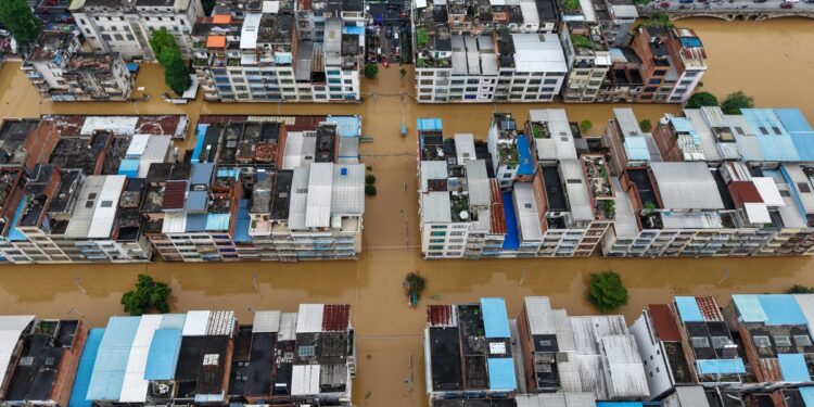 China Storm Death Toll Rises to 15 as Xi Orders Rescue Efforts