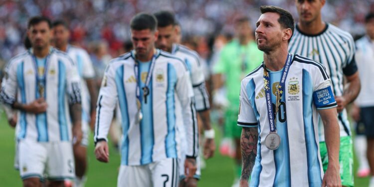 Argentina Mourns World Cup Defeat as Messi Era Nears Its End